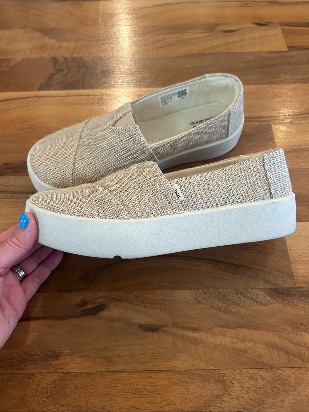 TOMS Women’s Cream Slip-On Platform Sneakers